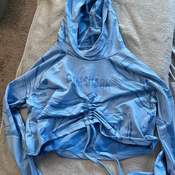Gymshark Tops - Gymshark crop hoodie